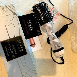 Blowout brush large professional blowout brush